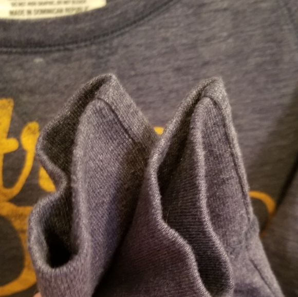 College Vault Women's Notre Dame lightweight sweatshirt Sz Med - Picture 5 of 5